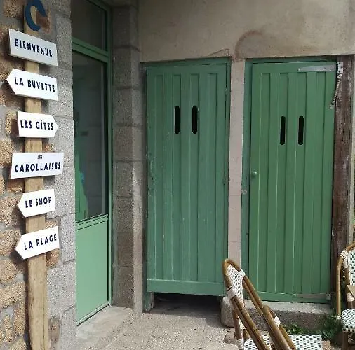 Les Madeleines קרול